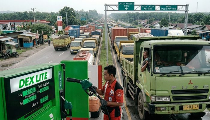 Mulai Jumat, BP Pangkas Harga Produk Solar Rp1.000